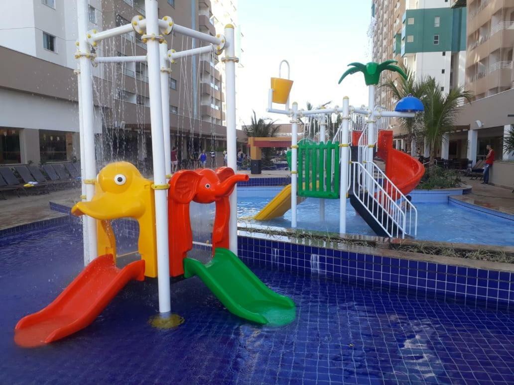 Olimpia Park Resort - 100M Do Parque Thermas Dos Laranjais Dış mekan fotoğraf
