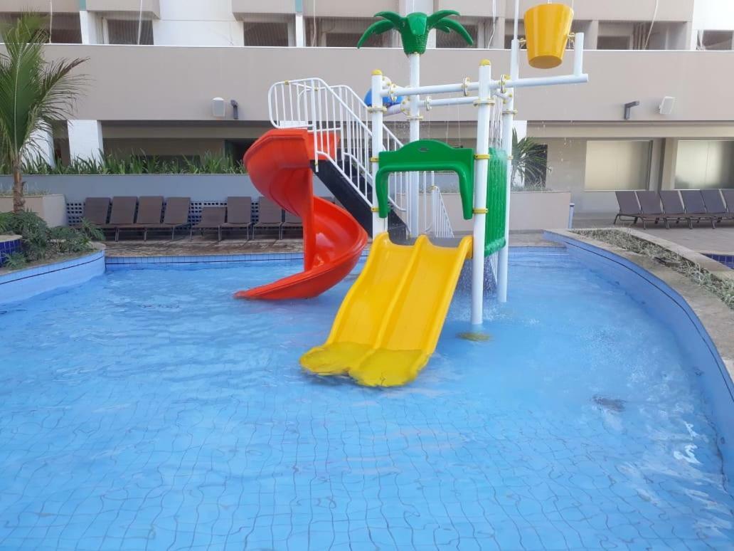 Olimpia Park Resort - 100M Do Parque Thermas Dos Laranjais Dış mekan fotoğraf